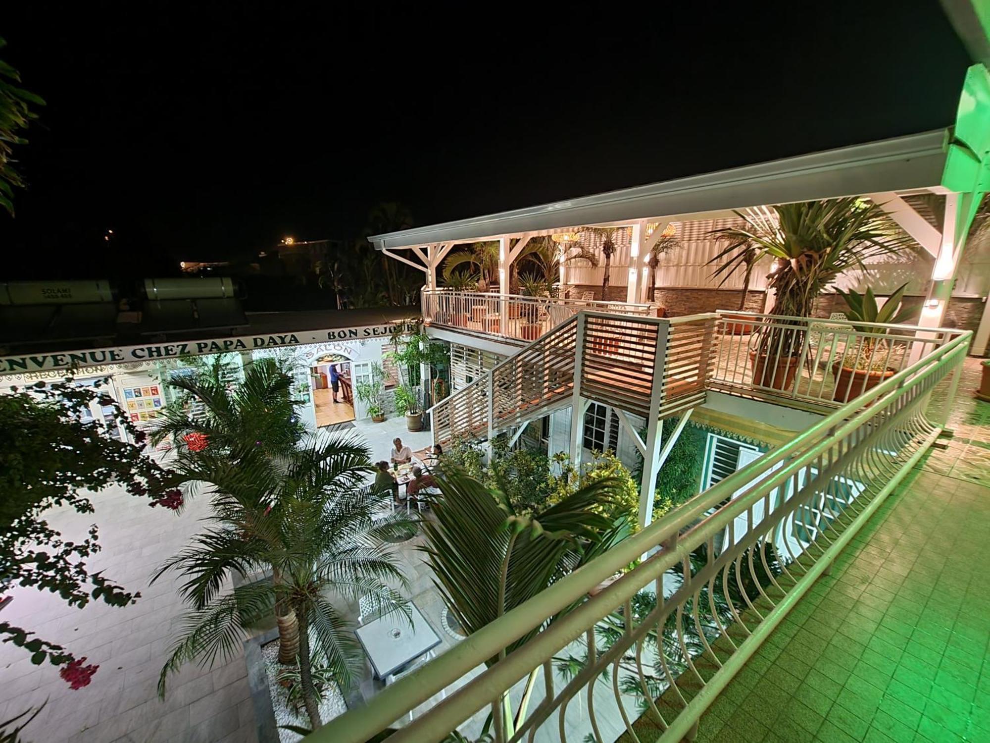 Hotel Chez Papa Daya Saint Pierre Esterno foto